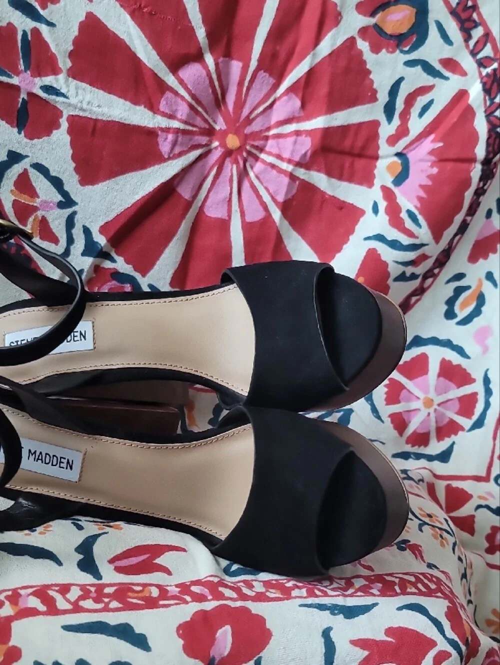 NWOT Steve Madden Black Suede Platform Sandals with Brown Wood-Look Heel